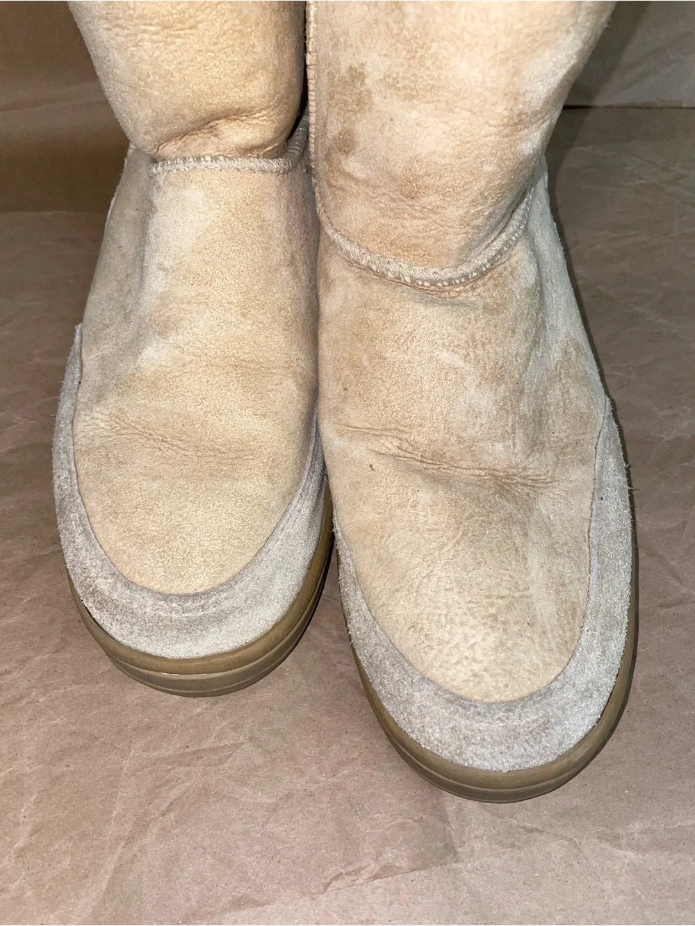 Ugg Ultra Short Boots Size 9